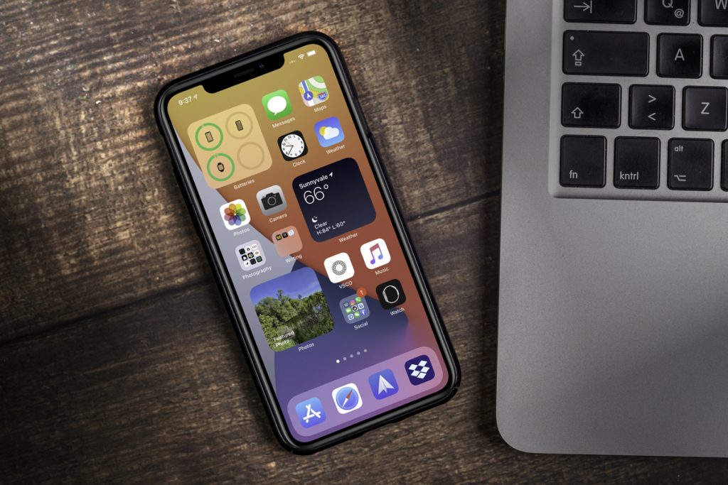Intermediate iOS 9 Programming
