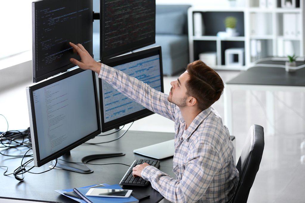 Configuring Windows 10 (MD-100-T02)